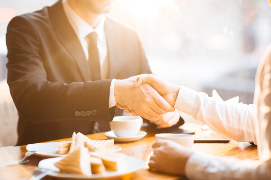 Greeting of businessmen